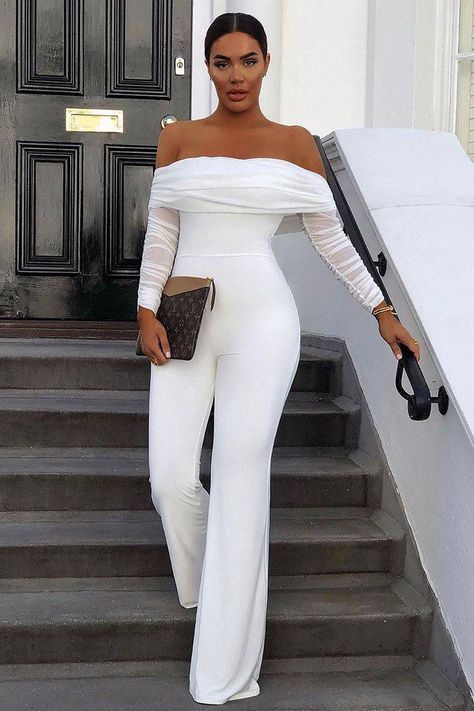 White Long Sleeve Jumpsuit, Prom Jumpsuit, White Outfits For Women, White Party Outfit, 90s Fashion Outfits Hip Hop Party, Gaun Fashion, Chique Outfits, Wedding Jumpsuit, All White Outfit