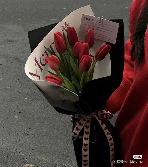 Red Tulips Bouquet, Education Tips, Boquette Flowers, Tulip Bouquet, Flowers Bouquet Gift, Nothing But Flowers, Flower Therapy, Beautiful Bouquet Of Flowers, Red Tulips