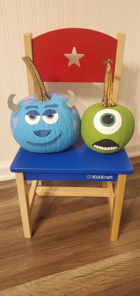 Pumpkin Painting Ideas Mike And Sully, Pumpkin Painting Ideas Mike Wazowski, Mike And Sully Pumpkin Paintings, Artistic Pumpkin Painting, Pumpkin Painting Ideas Monsters Inc, Monster Ink Pumpkin Painting, Sully Pumpkin Painting, Monsters Inc Pumpkin Painting, Sully Pumpkin