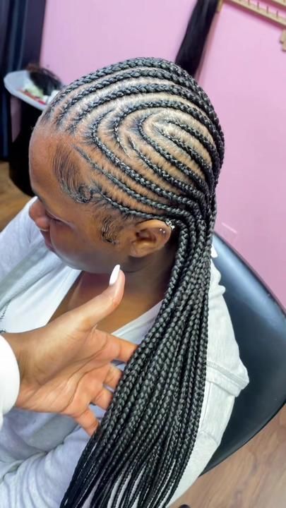 Alisha Keys Braids Hairstyles, Alisha Keys Braids, Queens Hairstyles, Alexis Davis, Black Hair Stylist, Alicia Keys Braids, Braid Trends, Vacation Hairstyles, Twist Braid