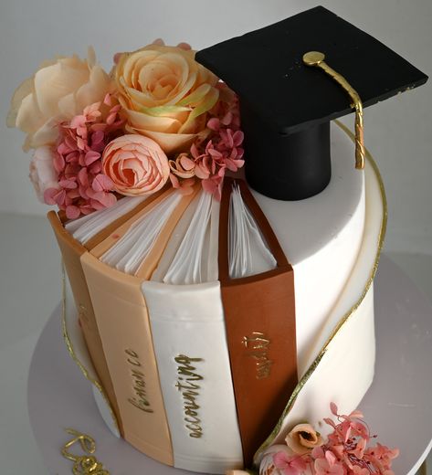 Masters Degree Cake Ideas, Since You Got Your Degree Cake, Unique Graduation Cakes Design, Graduation Book Cake, Book Themed Cake, Book Cake Topper, Phd Cake, Degree Cake, Graduation Cake Designs