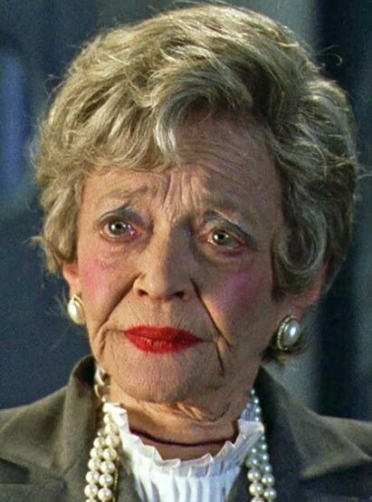 Sylvia Sidney in Beetlejuice Juno Beetlejuice, Juno Costume, Damien Omen Ii, 2022 Movies, Beetlejuice 1988, England Farmhouse, Sylvia Sidney, Tim Burton Beetlejuice, New England Farmhouse