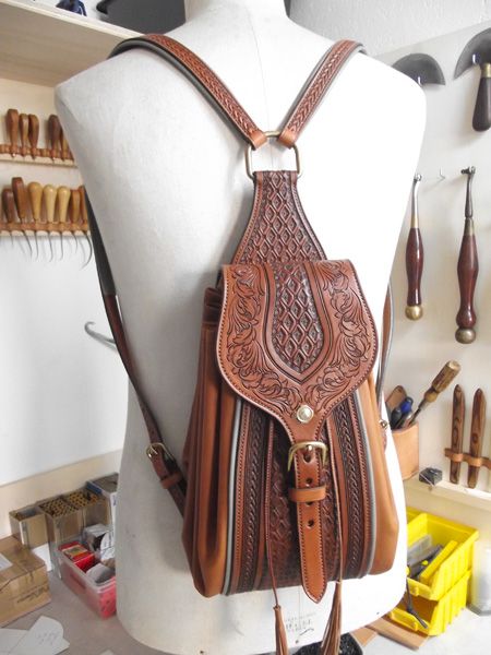 Western Leather Work, Tooled Leather Handbags, Leather Messenger Bags, Work Backpack, Leather Backpacks, Leather Carving, Leather Art, Convertible Bags, Hand Tooled Leather