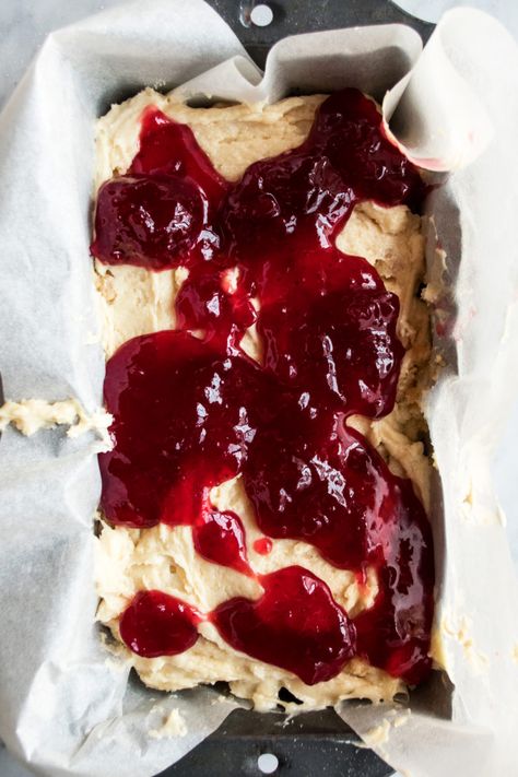 Strawberry Jam Coffee Cake. A decadent strawberry jam coffee cake just in time for Mother’s Day! Layers of tender cake, sweet jam, and buttery streusel. This cake is rich and definitely not lacking in streusel. Best breakfast recipe for a sweet treat. - The Original Dish, www.theoriginaldish.com Jam Loaf Cake, Strawberry Jam Coffee Cake, Quick Breads With Fruit, Recipes That Use Jam, Baking With Jam, Strawberry Jam Dessert Recipes, Desserts With Strawberry Jam, Recipes With Strawberry Jam, Jam Coffee Cake