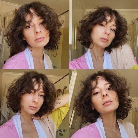 French Bob: Fall 2020’s Coolest Haircut | Glamour French Bob No Bangs, Bob No Bangs, Wavy French Bob, Curly French Bob, French Haircut, French Girl Hair, No Bangs, Bob Haircut Curly, French Bob