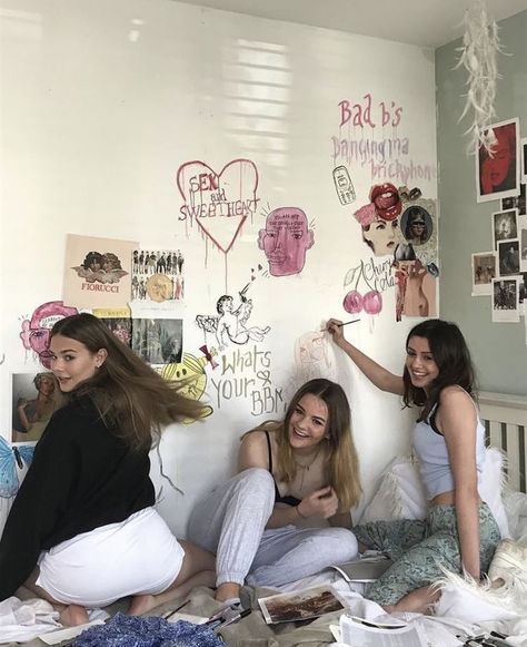 Gang Gang, Teen Choice Awards, Vsco Filters, Bff Pictures, Room Deco, Decoration Inspiration, Friend Photoshoot, Best Friend Pictures, Friendship Goals