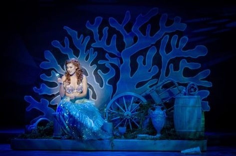 Little Mermaid Set Design, Little Mermaid Musical, Ariels Grotto, The Little Mermaid Musical, Little Mermaid Costume, Set Design Theatre, Mermaid Halloween, Disney Concept Art, Fantasy Theme