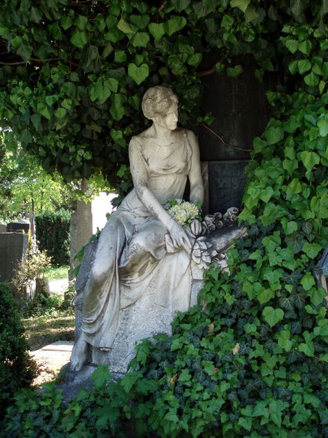 Zentralfriedhof cemetery. Vienna Rennaissance Art, Cemetery Art, Image Nature, Art Poses, Sculptures & Statues, Garden Statues, Nature Aesthetic, Dream Garden, Art Reference Poses