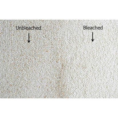 Bleach Carpet, Carpet Diy, Kitchen Carpet Runner, Deep Carpet Cleaning, Painting Carpet, Carpet Cleaning Solution, Old Carpet, Hallway Carpet Runners, Carpet Squares