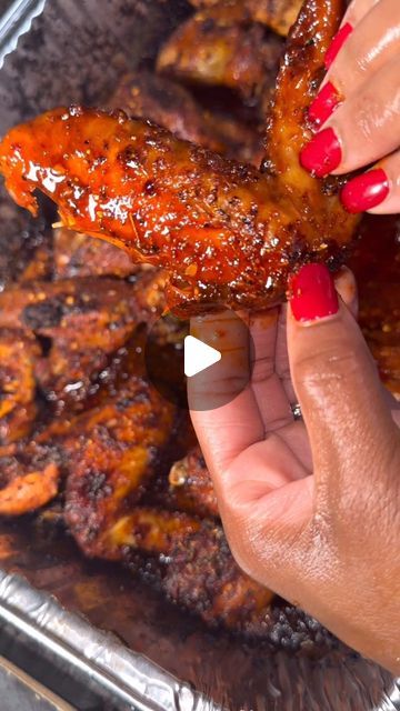 Southwest Chipotle Chicken, Chipotle Chicken Wings Recipe, Chipotle Chicken Wings, Sazon Goya, Chicken Wing Marinade, Southwest Seasoning, Honey Chipotle Chicken, Pepper Seasoning, Honey Chipotle