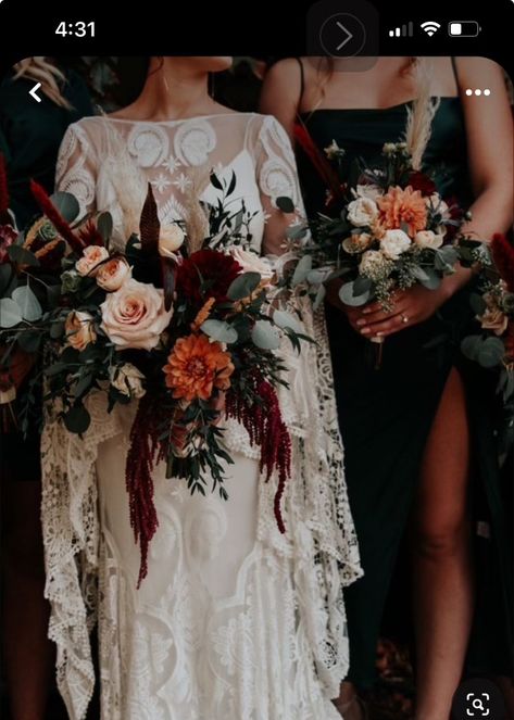 Flower Arrangements For Weddings, Nyc Florist, Rusting Wedding, Florist Wedding, Boda Mexicana, Dark Wedding, Moody Wedding, Wedding Theme Colors, Future Wedding Plans