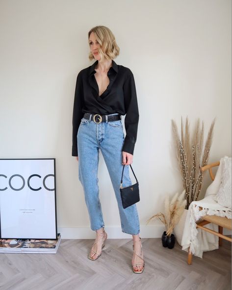 Jeans And Nice Top Outfit Going Out, Simple Jeans And Heels Outfit, Silk Top With Jeans, Jeans Nice Top Outfit, Going Out Outfits Blue Jeans, Black Shirt With Blue Jeans, Top Jeans And Heels Outfit, How To Style Satin Shirt With Jeans, Silk Shirt And Jeans