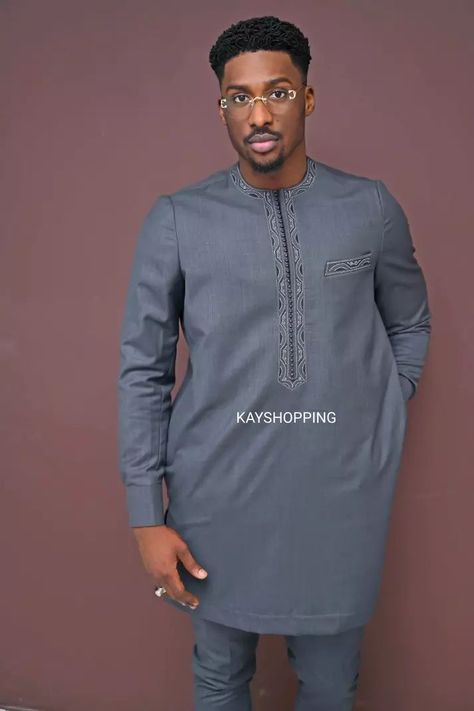 Good Luck Homme Africain, Pants Tailoring, African Costume, Man Dress Design, Kaftan For Men, African Wear For Men, Men Kaftan, Costume Africain, African Suit