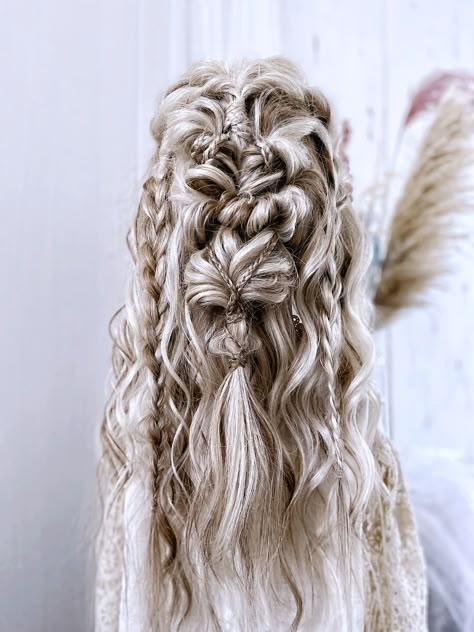 Asatru Wedding, Purple Wedding Dress, Viking Wedding, Wedding Hair Down, Hot Hair Styles, Wedding Hairstyles Updo, Fancy Hairstyles, Hair Stylist Life, Bridal Hair And Makeup