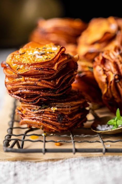 Parmesan Thyme Sweet Potato Stacks, Sweet Potato Stacks, Bourbon Sweet Potatoes, Sweet Potato Crisps, Sweet Potato Sides, Sweet Potato Dishes, Half Baked Harvest Recipes, Potato Stacks, Crispy Sweet Potato