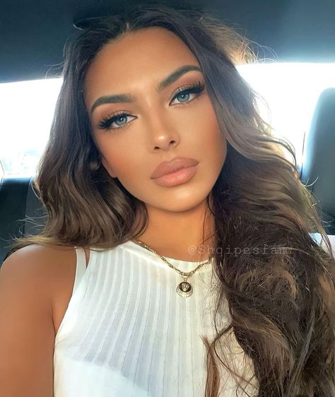 Life Edit, Beautiful Eyes Color, Glamour Makeup, Hair Inspiration Color, Human Hair Wig, Flawless Makeup, Gorgeous Makeup, Pretty Makeup, Cute Makeup