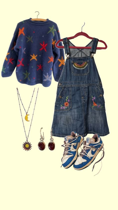 #myfirstshuffle Easy Outfit Inspo Summer, Fun And Colorful Outfit, Creative Aesthetic Outfit, Simple Artsy Outfits, Retro Outfits 2000s, Colorful 90s Fashion, Crayola Outfit, Outfit Ideas Layout Fall, Japanese Summer Style