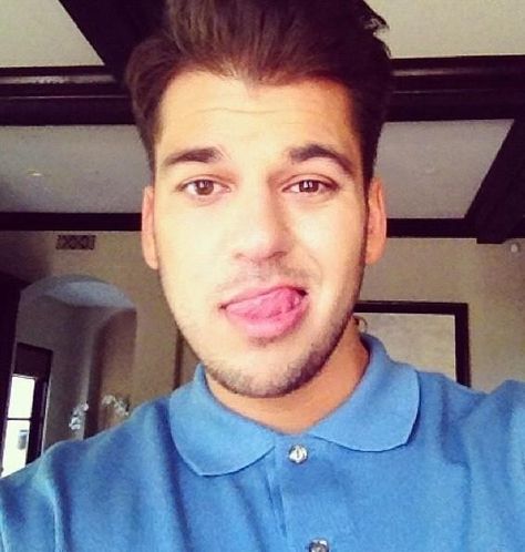 Rob kardashian! Cute Kardashian Girls, Robert Kardashian Jr, Dream Kardashian, Rob Kardashian, Kardashian Beauty, Robert Kardashian, Jenner Family, Kardashian Family, Keeping Up With The Kardashians