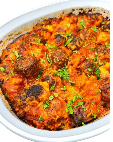 Meatball Biscuit Bake Frozen Italian Meatballs, Italian Meatballs Recipe, Meatball Sub, Meatball Subs, Biscuit Dough, Frozen Meatballs, Biscuit Bake, Italian Meatballs, Yummy Casseroles