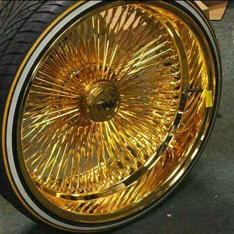 Gold Rims Wheels, Custom Motorcycle Paint Jobs, 70 Chevelle, Car Rims, Motorcycle Paint, Donk Cars, Wire Wheels, Gold Wheels, Motorcycle Paint Jobs