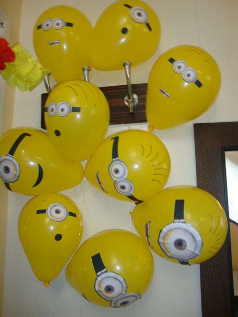 Children´s Day Children´s Day Party Ideas | Photo 10 of 14 | Catch My Party Minion Balloons, Despicable Me Party, Party Decorations Kids, Minion Theme, Deco Ballon, Minion Birthday Party, Minion Birthday, Minion Party, Kids Party Decorations