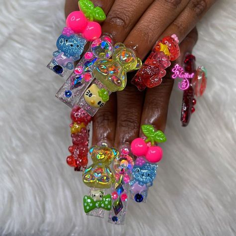 Bright Colored Nails, Bday Nails, Crazy Nail Designs, Feather Nails, Junk Nails, Nail Charm, Bears Nails, Duck Nails, Clear Nail