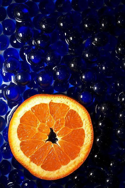 Complementary colors - blues and oranges, blues allow the orange to stick out especially with the texture Contrast Art, Complimentary Colours, Colour Contrast, Principles Of Art, Contrasting Colours, Colour Theory, Principles Of Design, Focal Points, Complimentary Colors