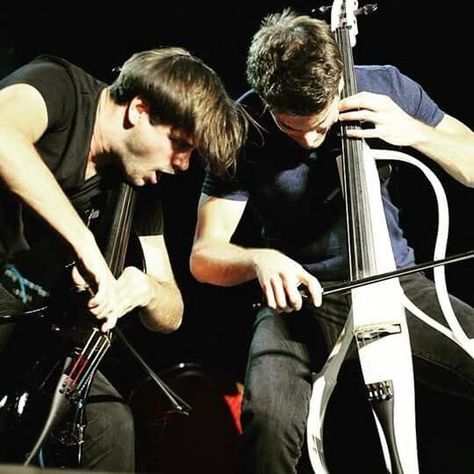 2 Cellos, Hauser Cello, Cello Music, Cellos, Music Concert, Beautiful Architecture, The Magicians, Violin, Bass