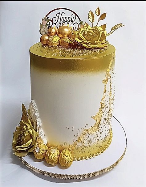 Black And Gold Birthday Cake, 50th Birthday Cake For Women, Whipped Cream Cakes, Buttercream Frosting Cake, Fondant Cake Designs, Gold Birthday Cake, 21st Cake, Buttercream Cake Decorating, Happy Birthday Cake Images