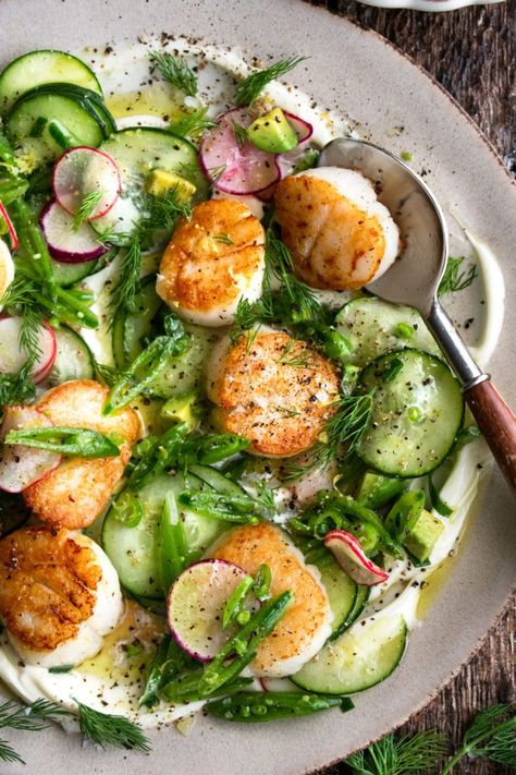 Mascarpone Appetizer, Scallop Dinner Recipes, Scallop Dinner, Cucumber Radish Salad, The Original Dish, Plats Healthy, Fancy Dishes, Seared Scallops, Scallop Recipes