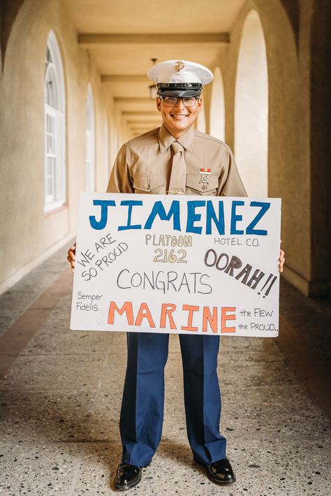 Marine Family Day Signs, Bootcamp Graduation Signs, Boot Camp Graduation Signs, Marine Poster Graduation, Marine Bootcamp Graduation Signs, Marine Graduation Posters, Marine Photoshoot, Encouraging Letters, Usmc Graduation