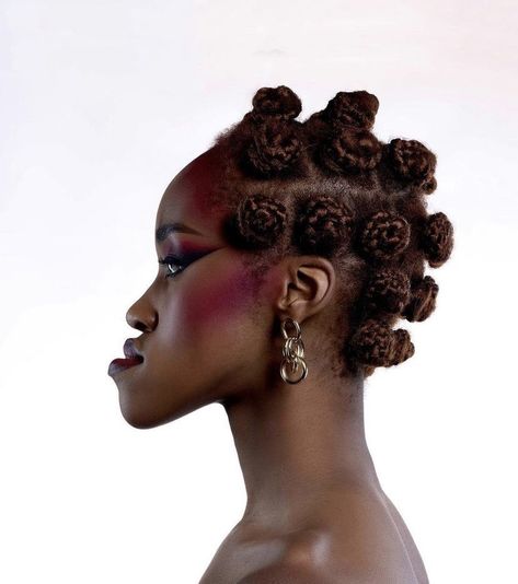 Hairstyles For Formal Events, Haircut Memes, Hairstyles For Formal, Cute Prom Hairstyles, Face Profile, Female Profile, Black Person, African People, Side Profile