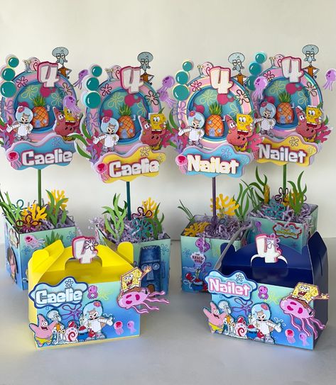 How cute are these spongebob centerpieces and gable/treat boxes. Definitely the "center of attention" Sponge Bob Centerpieces, Spongebob Centerpieces Birthdays, Spongebob Centerpieces, Spongebob Treats, Spongebob Party Favors, Party Favor Boxes Ideas, Spongebob Party Ideas, Bob Sponge, Spongebob Birthday Party