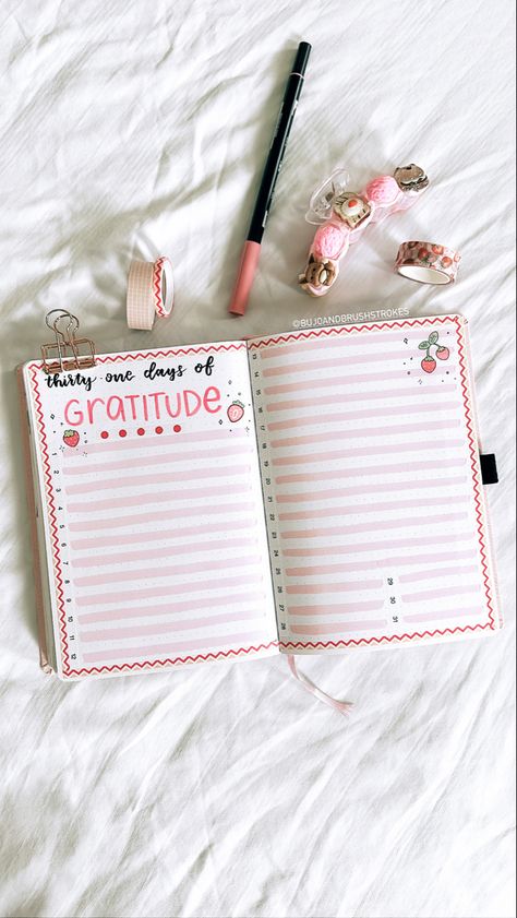 My may gratitude log in my bullet journal (bujo) layout idea for May Pink Bujo Theme, Bujo Ideas 2024, Pretty Journal Pages Layout, Valentines Day Journal Ideas, Febuary Spreads Bullet Journal, February Journal Ideas, Wishlist Bullet Journal, Strawberry Bullet Journal, Gratitude Journal Layout