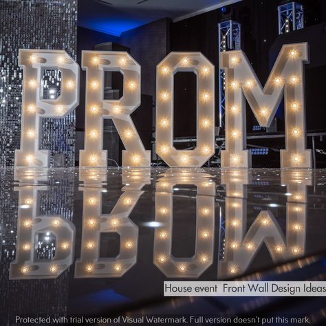 Luxurious House Front Wall Design Ideas for an Impressive Entrance | Event Wall Design Ideas Prom Letters Signs, Royal Prom Decorations, Year 11 Prom Ideas, Prom Party Decorations Aesthetic, Prom Themes Royal Ball, Prom Inspo Decoration, High School Prom Decorations, Prom Ballroom Decoration, Prom Wall Decorations