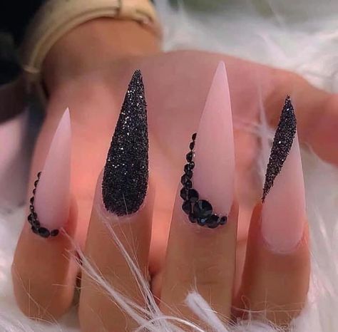 Stilleto Nails Designs, Black Coffin Nails, Stiletto Nails Designs, Coffin Nails Long, Glam Nails, Luxury Nails, Bling Nails, Pretty Acrylic Nails, Fancy Nails