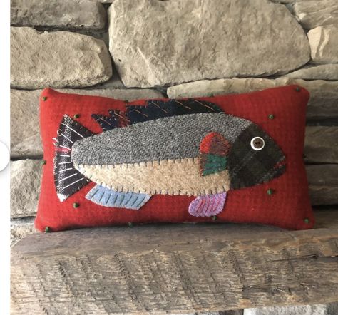 Fish Pillows, Fishing Cabin Decor, Fish Pillow, Wool Felt Projects, Applique Pillows, Blanket Pillow, Wool Applique Patterns, Felted Wool Crafts, Vintage Blanket