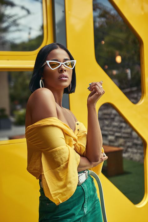 Green And Yellow Outfit Aesthetic, Green And Yellow Outfit Ideas, Lemon Photoshoot, Aesthetics Yellow, Black Mermaid Art, Yellow Aesthetics, White Editorial, Lifestyle Editorial, Yellow Photography