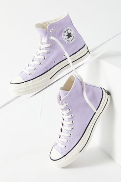 Converse Haute, Converse Chuck 70 High Top, Cute Converse Shoes, Chuck 70 High Top, Converse Aesthetic, Nike Shoes Women Fashion, Purple Converse, Cute Converse, Preppy Shoes