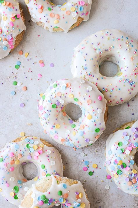 Mini Chocolate Cake, Chocolate Cake With Coffee, Chocolate Doughnuts, High Altitude Baking, Sour Cream Cake, Doughnut Cake, Vanilla Icing, Vanilla Glaze, Pretty Dessert