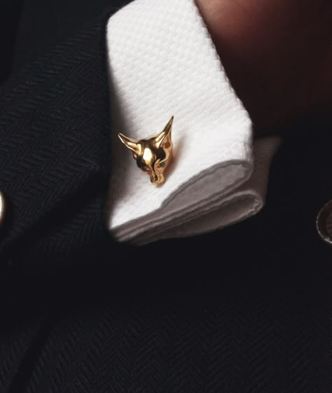 Cufflinks Women, Women Cufflinks, Cat Cufflinks, Cufflinks Aesthetic, Cuff Links For Men, Cuff Links, Corporate Shirts, Gentleman Aesthetic, Double Cuff