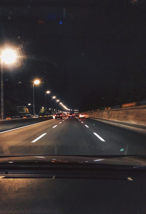 Photo Rue Nuit Snap, Highway Snapchat Stories, Night Highway Snap, Night Road Snapchat Stories, Estrada Fake Story, Story Snapchat, Night Drives, Girl Gang Aesthetic, Happy Birthday Template