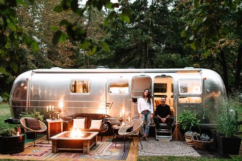 A Father-Daughter Duo Lovingly Revamp a ’70s Airstream on Vancouver Island - Dwell Airstream Land Yacht, Cool Projects, Airstream Campers, Airstream Interior, Airstream Renovation, Modern Architecture Design, Metal Siding, Airstream Trailers, Cool Vans