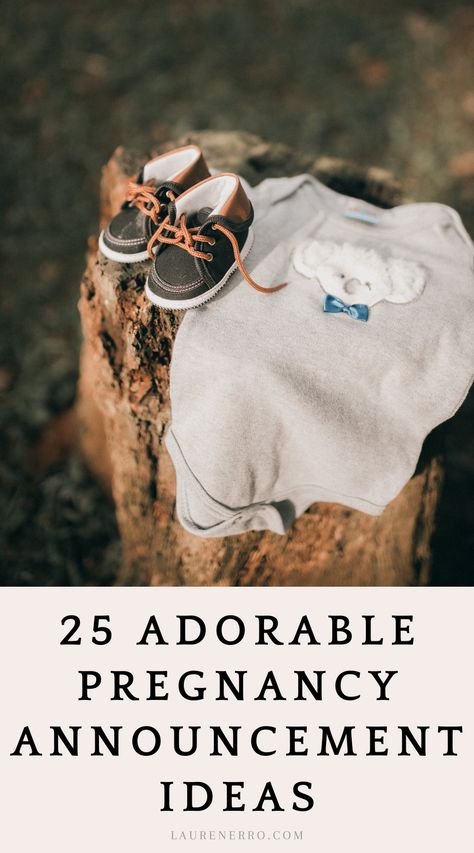 This post has 25 Pregnancy Announcement Ideas. From Cute little keepsakes to fun and cheeky greeting cards, there are lots of ideas in this post to tell your loved ones that you’re expecting. You'll also need baby shower ideas, so check out my post for that! Discreet Baby Announcement, Easy Baby Announcement Ideas, How To Tell Your Parents Your Expecting, Cute Pregnancy Announcement Ideas, Tell Parents Pregnant, Expecting Baby Announcement Ideas, Baby Boy Announcement Ideas, In Home Pregnancy Announcement Photos, Unique Baby Announcement Ideas