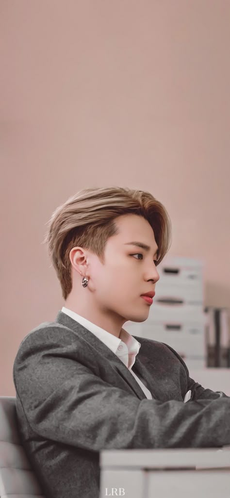 Jimin Hd Wallpaper, Jimin Hair, Bahasa Jepun, Park Jimin Bts Wallpaper, Behind Photo, Park Jimin Cute, Jimin Wallpaper, Park Ji Min, Bts Cute