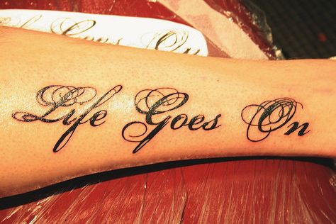 May need a variation of this. Loner Tattoos, Shakespeare Quotes Tattoos, Life Goes On Tattoo, Rib Tattoo Quotes, Font Tato, Tattoo Script Fonts, Tattoo Script, Trendy Tattoos, Tattoos Ideas