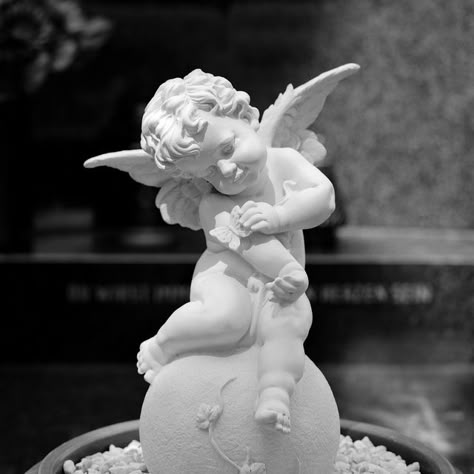 Angel Sculpture Art, Baby Angel Tattoo, Cherub Art, Angel Statues Sculpture, Baby Statue, Cherub Tattoo, Cherub Sculpture, Ancient Greek Sculpture, Angel Drawing