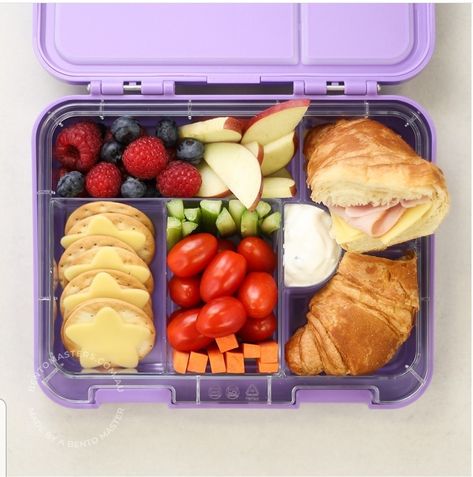 Kid Lunch Box Meals, Lunch Ideas Kids Bento, Bento Box Lunch For School, Bento Box School Lunches, Kid Bento Box Ideas, Fun Bento Box Lunch For Kids, Kids Bento Box Ideas, School Lunch Box Aesthetic, Cute Bento Box Lunch