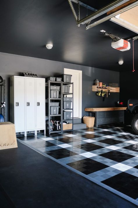 Garage Paint Colors, Garage Gym Flooring, Casa Garage, Garage Paint, Diy Garage Work Bench, Garage Storage Inspiration, Gym Garage, Garage Design Interior, Home Gym Garage