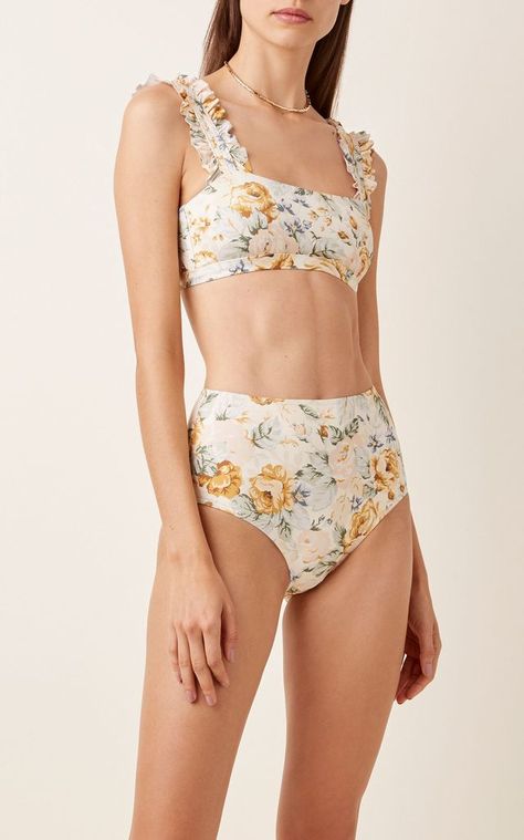 A Complete Guide to This Season's Trendiest Bikinis Beach Outfit Ideas, High Waisted Bikinis, Honeymoon Wear, High Waisted Swimsuit Bottoms, Floral Swimwear, Trendy Bikinis, Vintage Swimsuits, Cute Bikinis, Moda Vintage